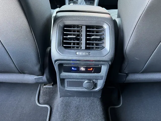 Volkswagen Tiguan 1.5 TSI R-Line Business+ 2023 Benzine 20