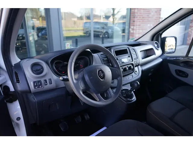 Renault Trafic 2