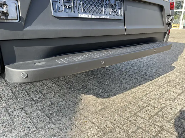 Iveco Daily 35S18HV 3.0 352L H2 2024 Diesel 28