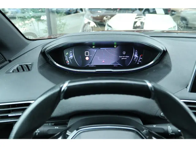 Peugeot 3008 1.2 PT GT LINE 2017 Benzine 23