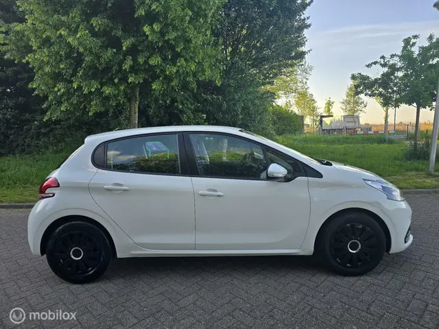 Peugeot 208 1.2 PureTech Allure Nieuwe APK 2019 Benzine 4