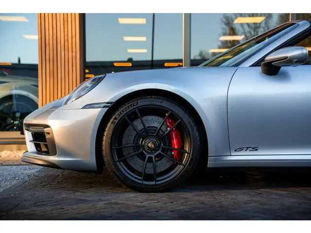 Porsche 911 3.0 Targa 4 GTS 2023 Benzine 12