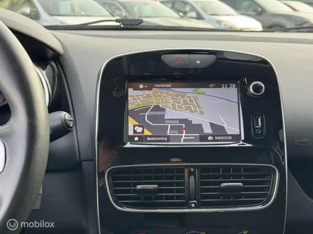 Renault Clio Estate 0.9 TCe Intens 2018 Benzine 13