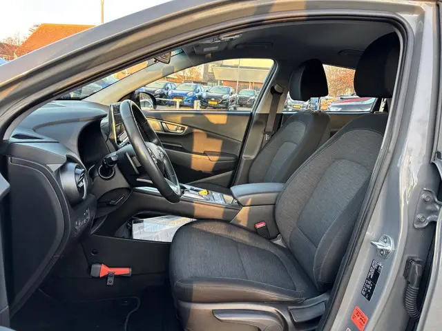 Hyundai Kona EV Comfort 64 kWh 2020 Elektrisch 12
