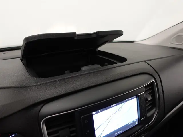 Opel Vivaro 2.0 BlueHDi 145PK Automaat 2024 Diesel 23