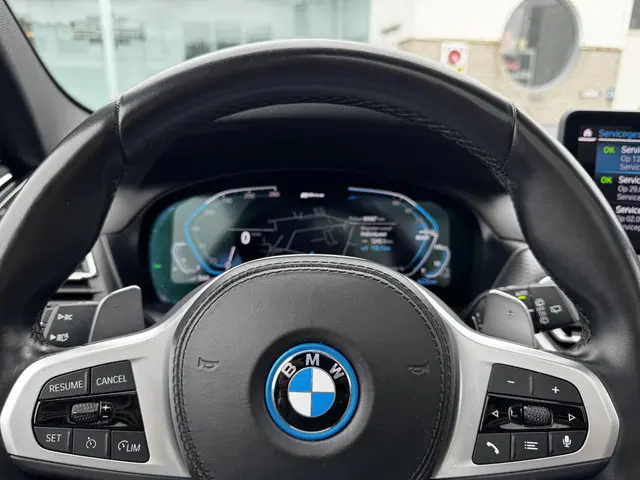 BMW X3 xDrive30e High Executive 2022 Hybride Benzine 4