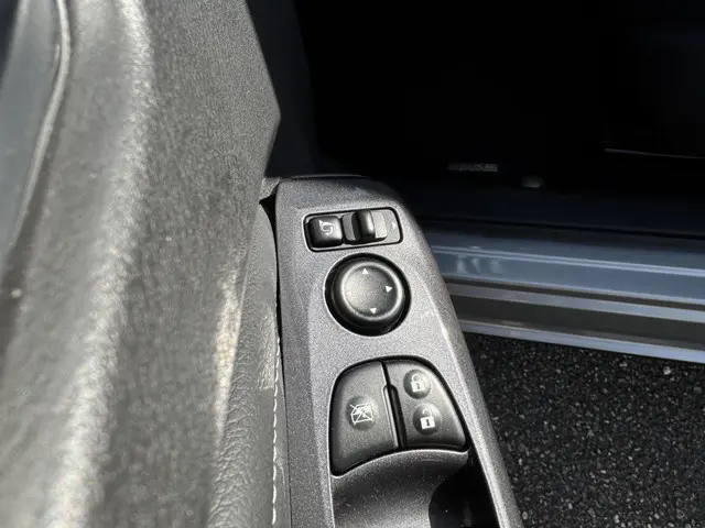 Nissan Juke 1.6 Hybrid N-Connecta 2024 Hybride Benzine 21