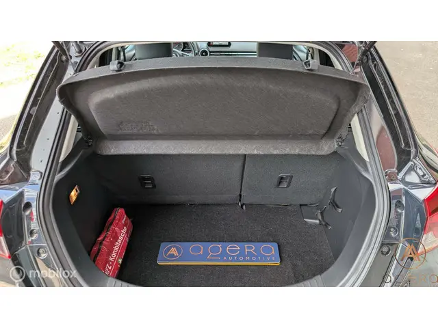 Mazda 2 1.5 Skyactiv-G Signature 2021 Benzine 29