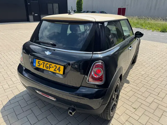 MINI One 1.6 55Kw/75Pk Chili 2014 Benzine 3