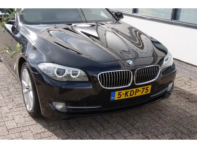 BMW 5 Serie 520i Upgrade Edition 2013 Benzine 25