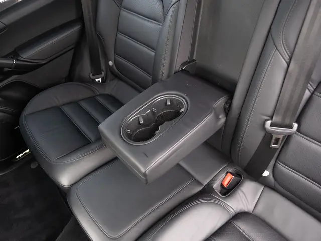 Porsche Cayenne 4.8 Turbo S 2015 Benzine 24