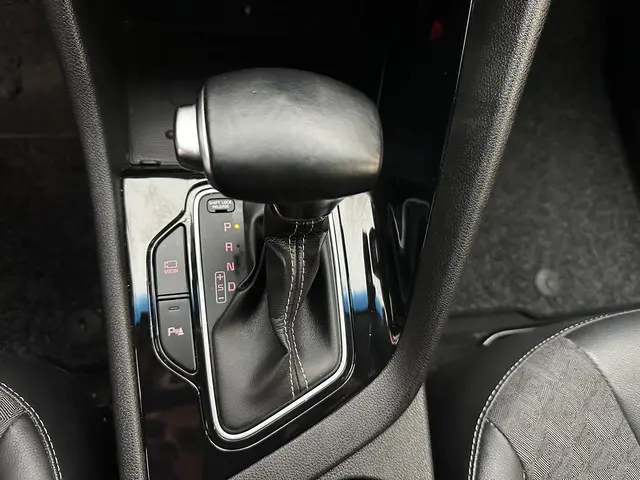 Kia Niro 1.6 GDi Hybrid DynamicLine 2020 Hybride Benzine 19