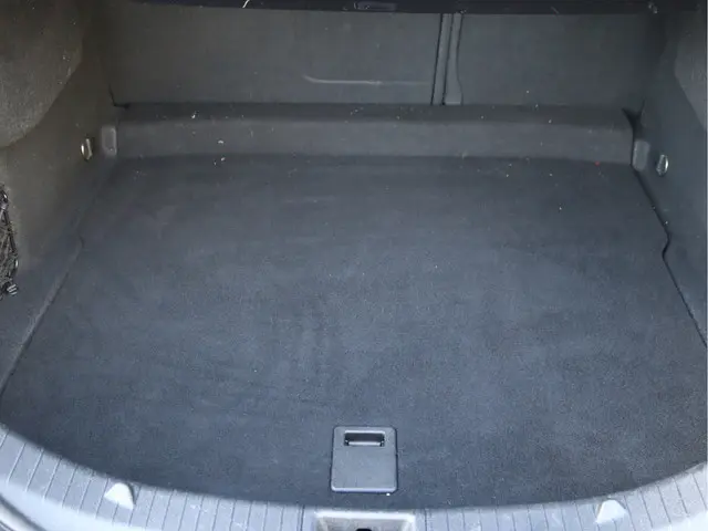 Mercedes-Benz CLA 200 Prestige 2013 Benzine 48