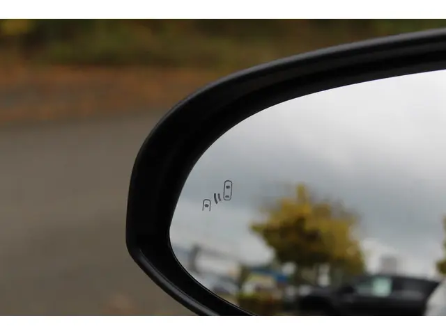 Toyota C-HR 1.8 Hybrid Dynamic 2023 Hybride Benzine 5