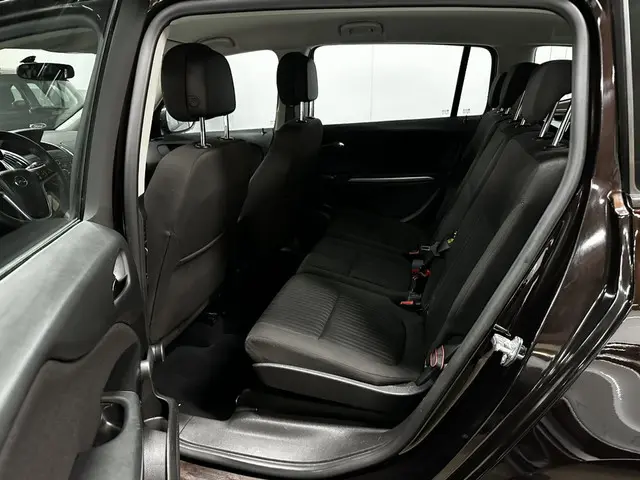 Opel Zafira Tourer 1.4 Business+ 2013 Benzine 6
