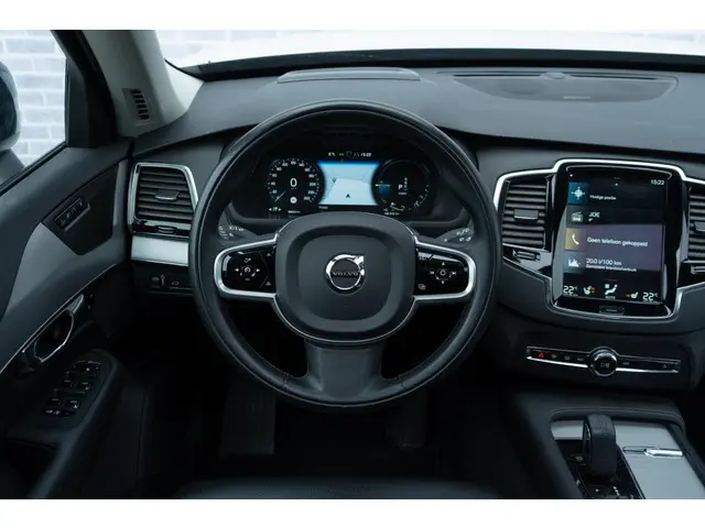 Volvo XC90 T8 Recharge AWD R-Design 2021 Hybride Benzine 3
