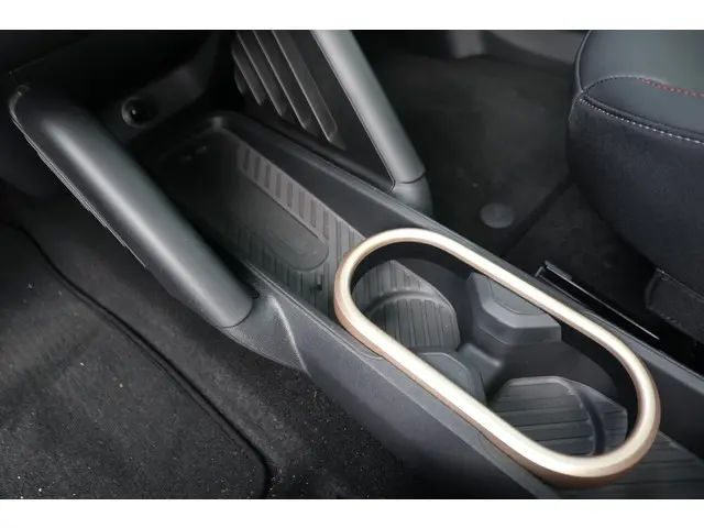 MINI Aceman E 2025 Elektrisch 18