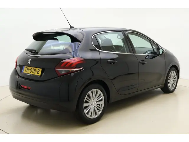 Peugeot 208 2