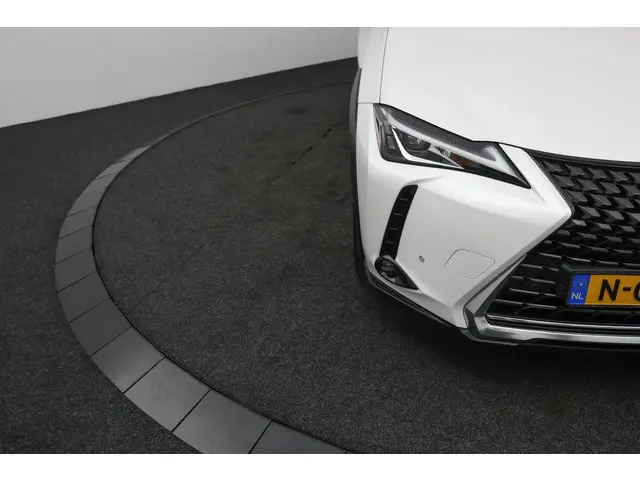 Lexus UX 250h Luxury Line 2020 Hybride Benzine 34
