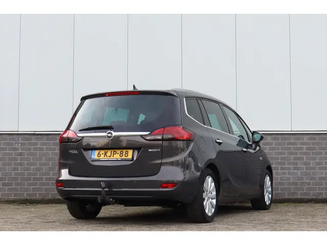 Opel Zafira Tourer 1.4 Cosmo Trekhaak 2013 Benzine 7