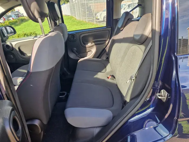 Fiat Panda 1.2 Lounge 2019 Benzine 8