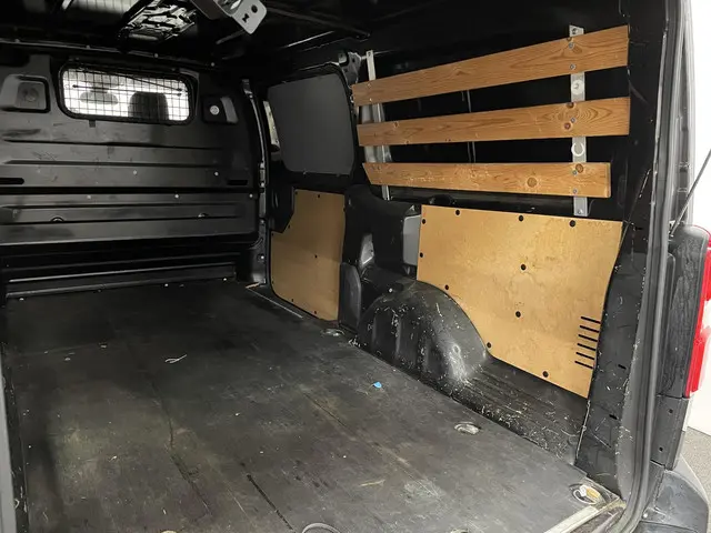 Peugeot Expert 231L 2.0 BlueHDI 120 Premium 2019 Diesel 9