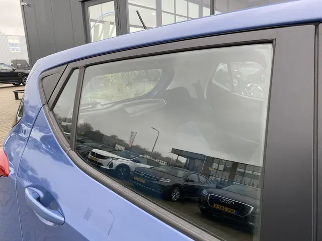 Hyundai i10 1.0i i-Motion Comfort 2016 Benzine 6