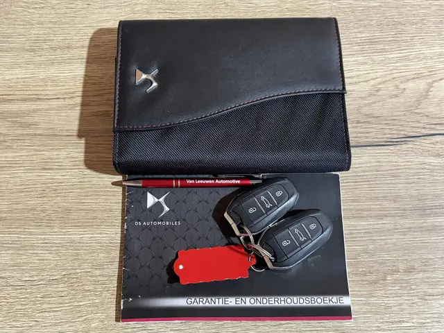 DS DS 5 1.6 THP Business Executive 2016 Benzine 9