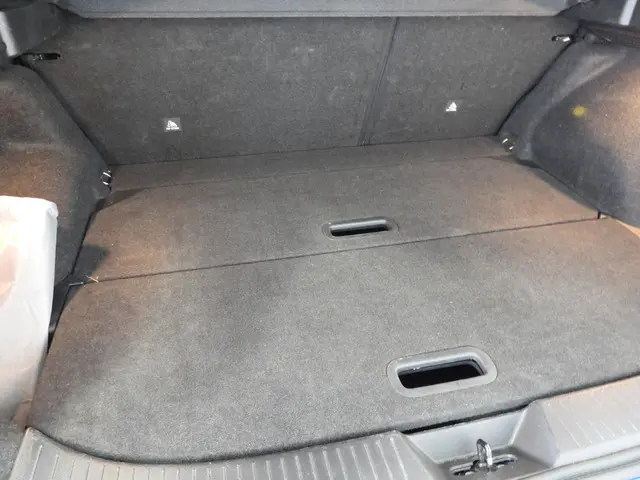 Nissan QASHQAI 1.3 MHEV N-Connecta Design 2023 Benzine 25