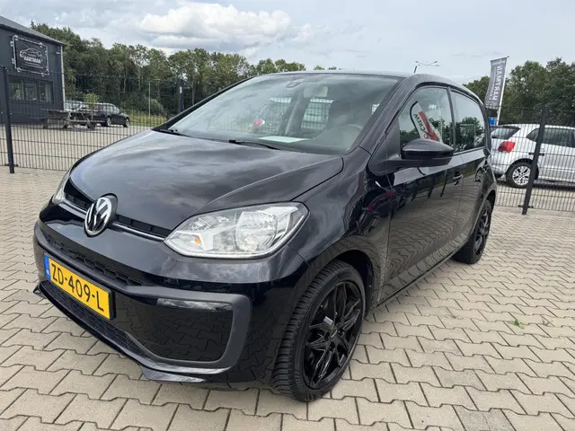 Volkswagen up! 1.0 BMT move up! 2019 Benzine 10