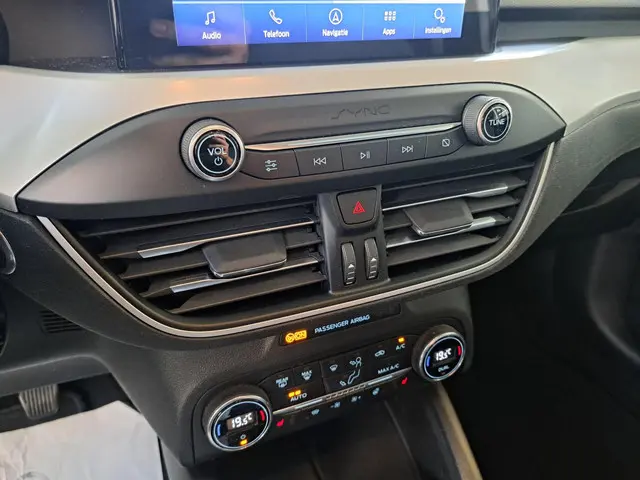 Ford Focus 1.0 EcoBoost Titanium Business 2018 Benzine 17
