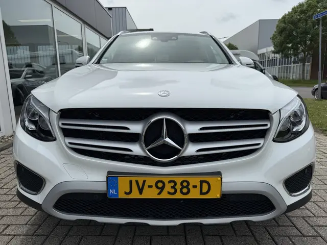 Mercedes-Benz GLC 250 4MATIC 2016 Benzine 4