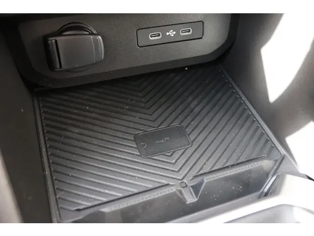 Dacia Duster 1.0 TCe 100 ECO-G Extreme 2025 Benzine 31
