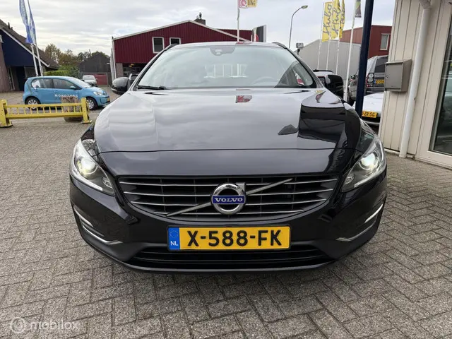 Volvo V60 1.6 T3 Momentum 2015 Benzine 8
