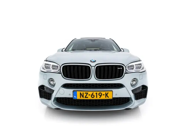 BMW X5 M High Executive M-Sportpack 2016 Benzine 2