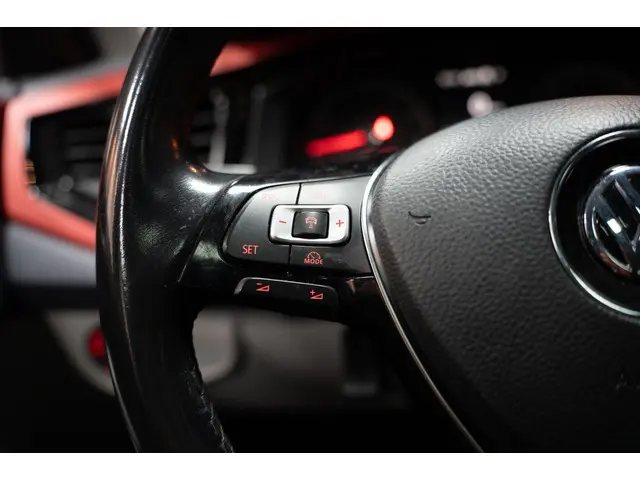 Volkswagen Polo 1.0 TSI BEATS|PANO|AUT 2019 Benzine 20