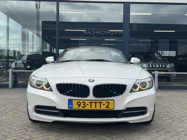 BMW Z4 Roadster sDrive20i Executive 2012 Benzine 13