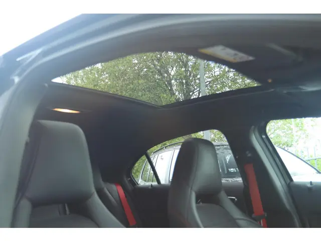 Mercedes-Benz A-Klasse AMG A45 4MATIC 2015 Benzine 5