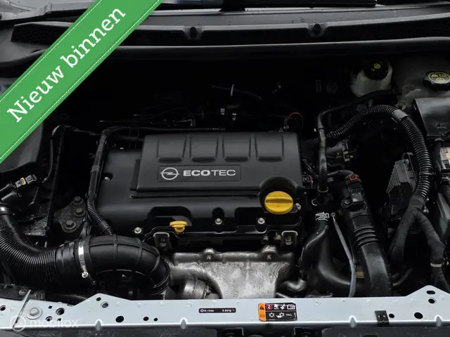 Opel Astra Sports Tourer 1.4 Turbo Edition 2015 Benzine 30