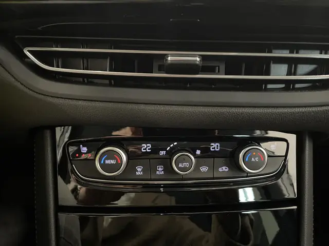 Opel Grandland 1.2 Turbo GS Auto. 2024 Benzine 18