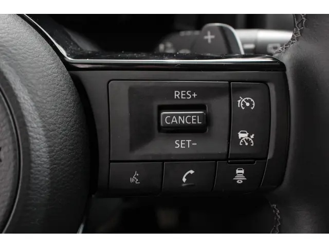 Nissan QASHQAI 1.3 MHEV Xtronic N-Connecta 2023 Benzine 15