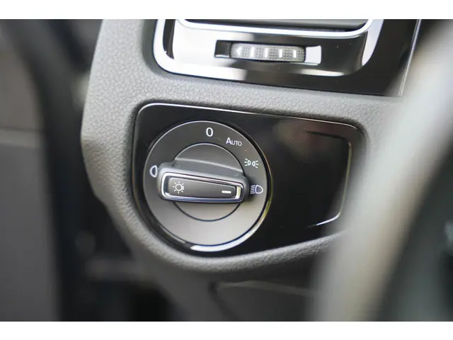 Volkswagen Golf 1.4 TSI Highline 2017 Benzine 27