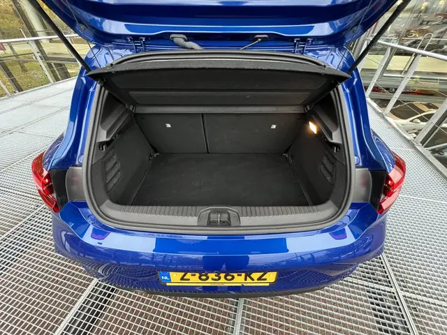 Mitsubishi Colt 1.0T MT Intense 2024 Benzine 9