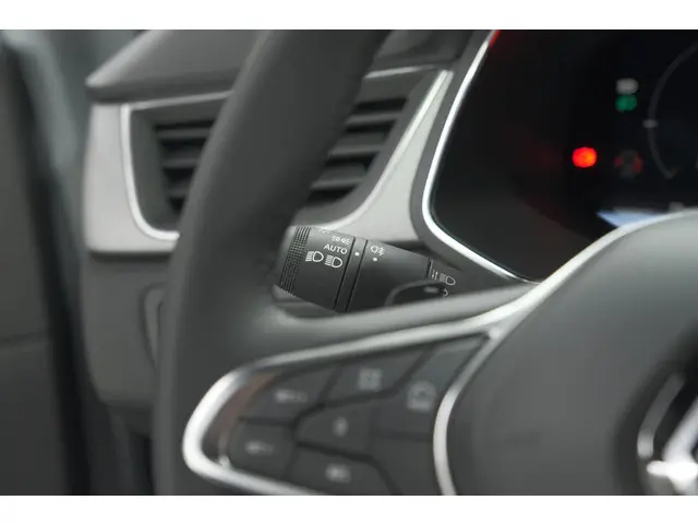 Renault Captur Mild Hybrid 160 EDC Techno 2024 Benzine 37