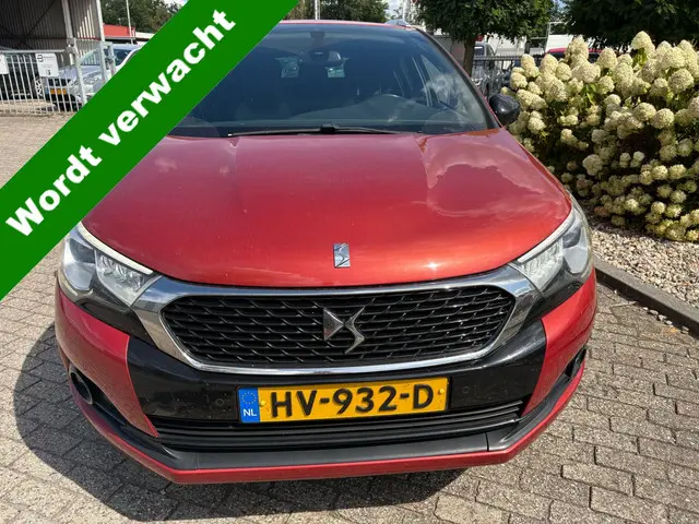 DS DS 4 Crossback PureTech Chic 2015 Benzine