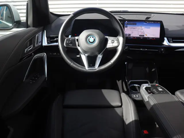 BMW iX1 xDrive30 2023 Elektrisch 9