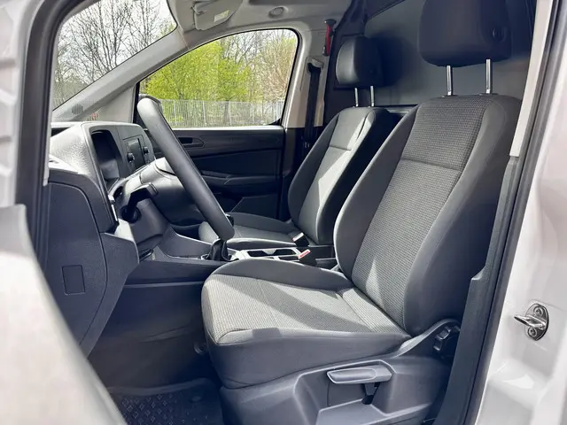 Volkswagen Caddy Cargo 2.0 TDI Trend 2024 Diesel 8