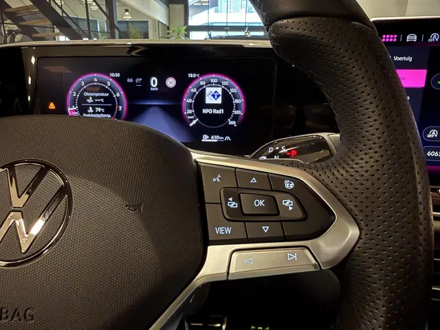 Volkswagen Tiguan 1.5 eTSI R-Line Edition 2024 Benzine 17