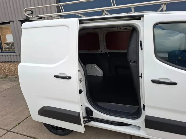 Opel Combo 1.6D L1H1 Edition 2019 Diesel 17