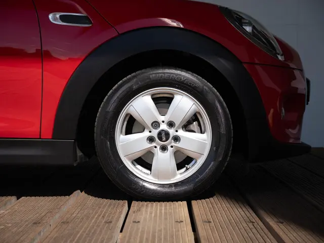 MINI 3-Deurs Cooper 2021 Benzine 6